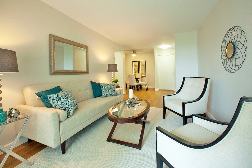 Lord Simcoe Apartments Apartments - 4982 Crysler Ave Niagara Falls, ON ...