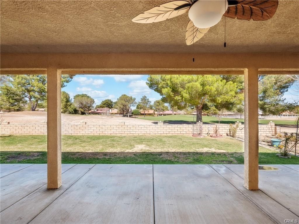 Foto principal - 27870 Jasmine Ln