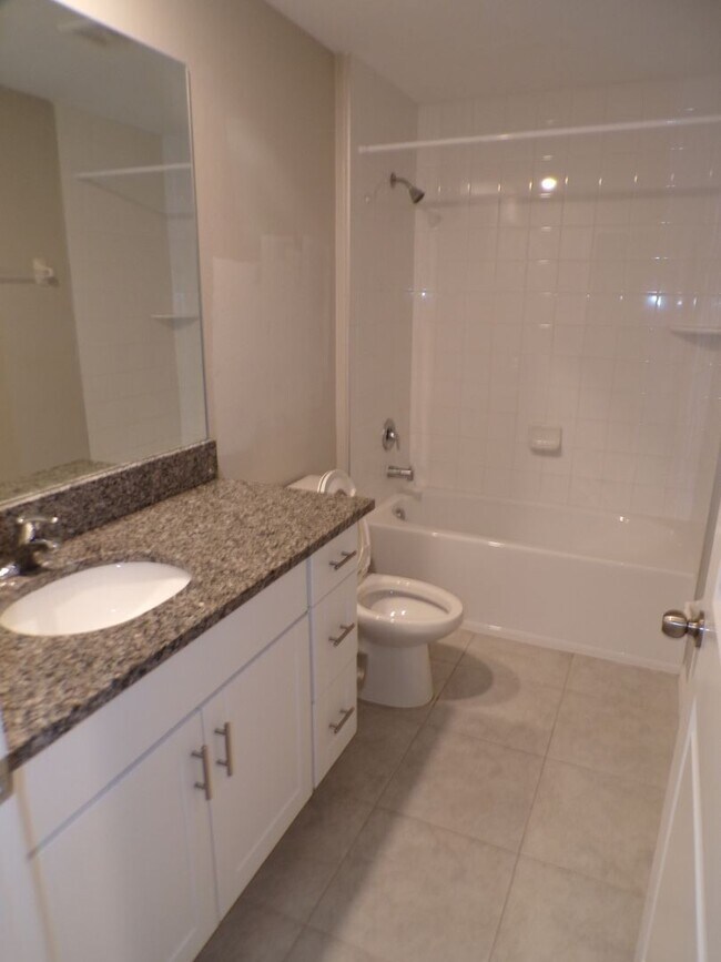Foto del edificio - 4 Bedroom Home
