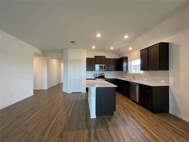 Building Photo - 112 Wolseley Dr