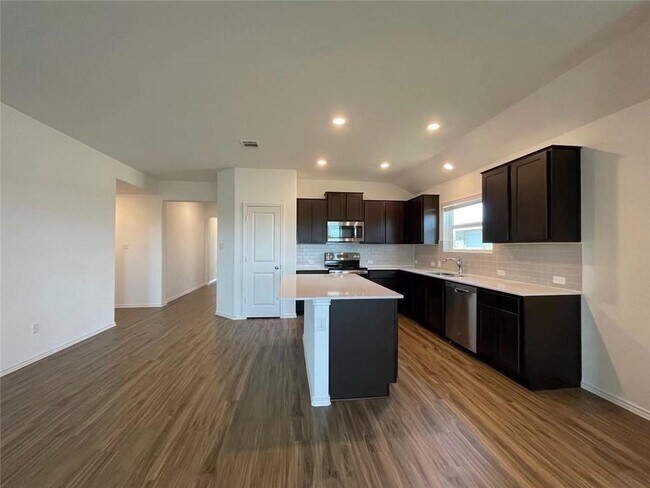 Foto del edificio - 112 Wolseley Dr