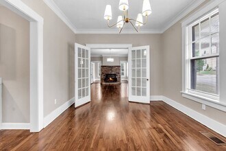 Building Photo - 2579 Hale Ave