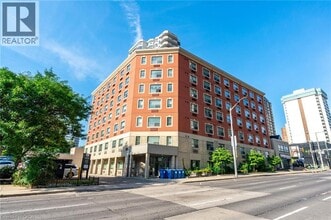 Building Photo - 149 Main St E