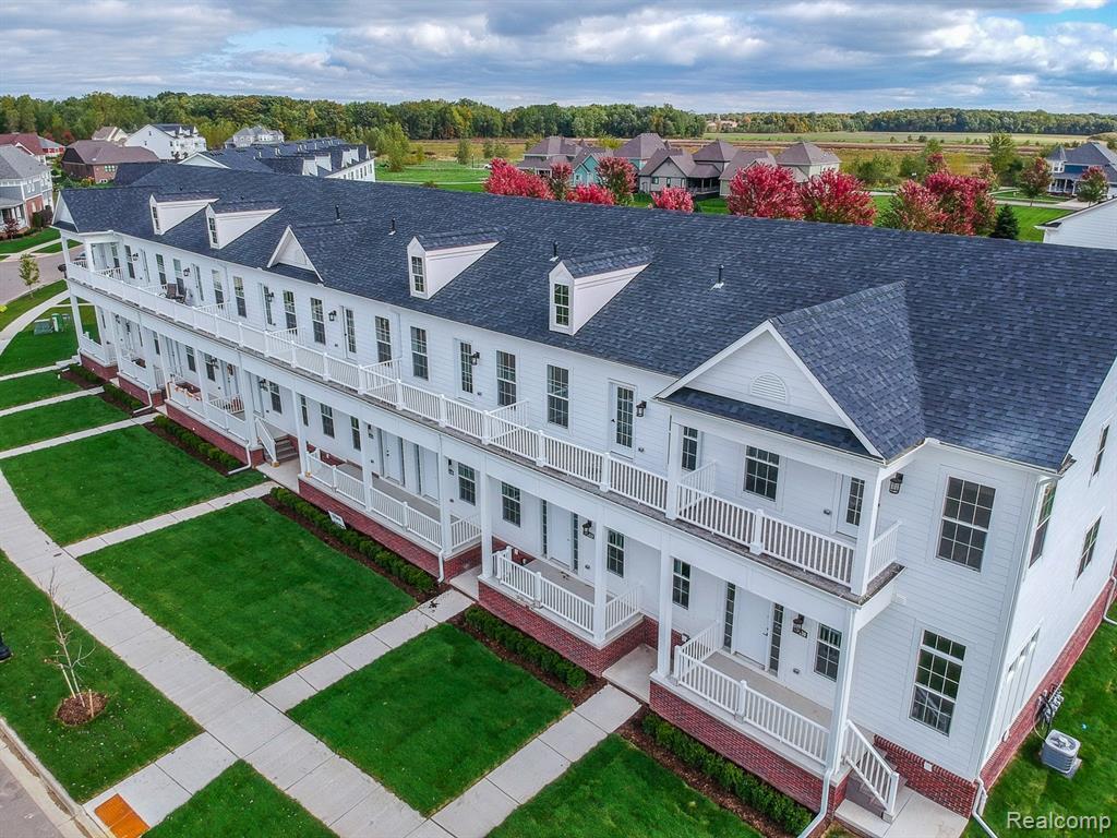 53558 Champlain St, MI 48042 Condo for Rent in MI