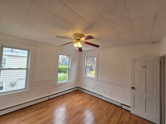 Building Photo - 289 Burgess Pl