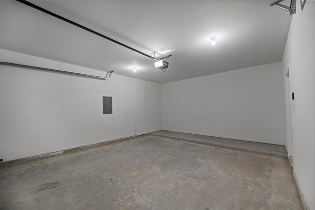 Foto del edificio - 1067 St Clair St