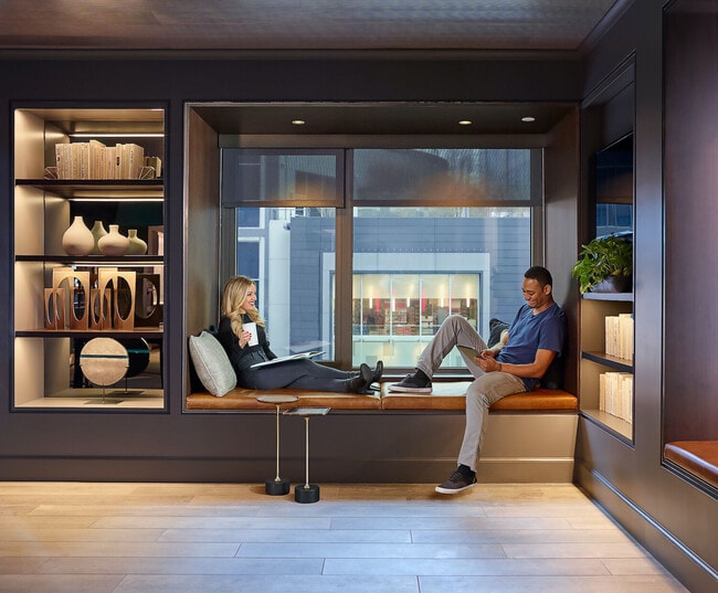 Building Photo - The Harlo