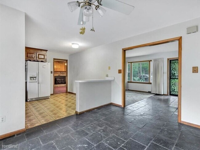 Building Photo - 3 br, 2 bath House - 5505 Qualla Rd
