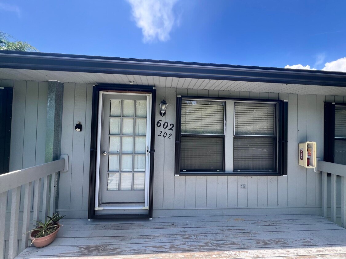 Foto principal - 602 Centre Ct SW