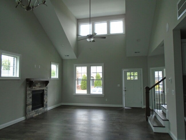 Building Photo - Parkside at Bennetts Creek