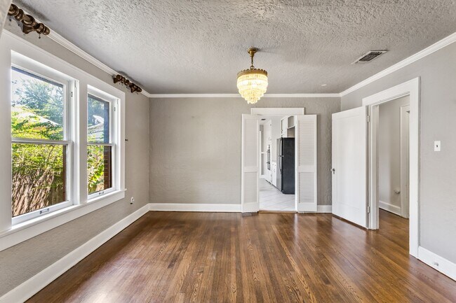 Foto del edificio - Fort Worth Gem Just Two Doors from TCU