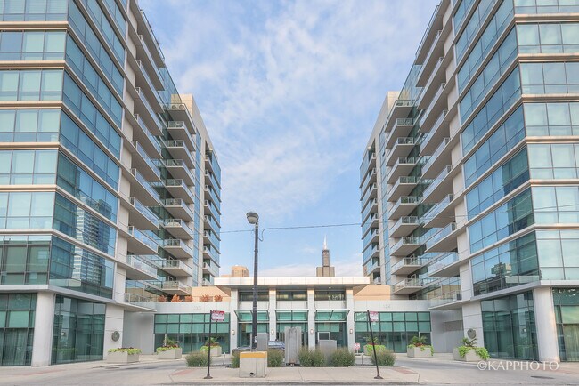 Foto del edificio - 125 S Green St