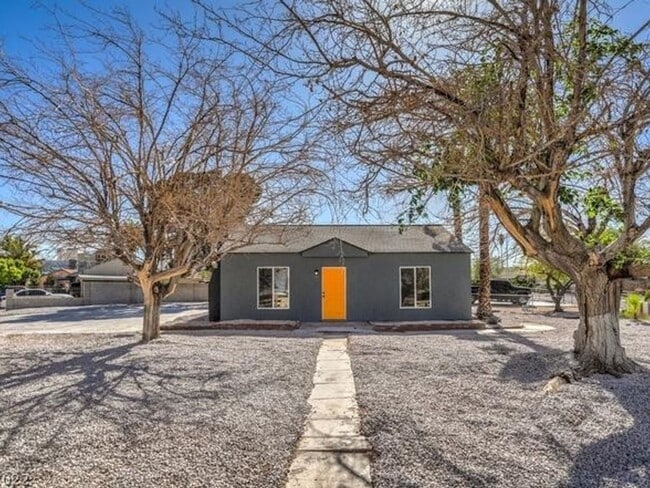 Building Photo - 3 Bedroom Single Family Home in Las Vegas