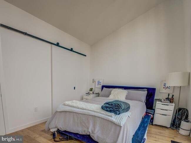 Foto del edificio - 57 N St NW