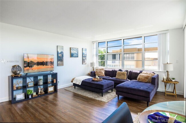 Foto del edificio - 2781 Taft St