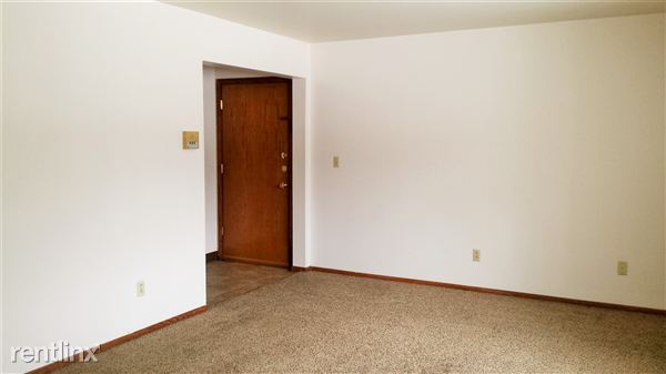 Building Photo - 315 2nd Ave S