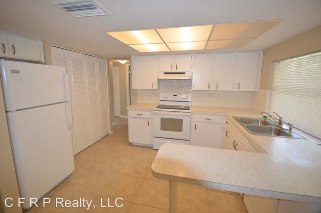 Building Photo - 2 br, 2 bath House - 7630 Raintree Dr