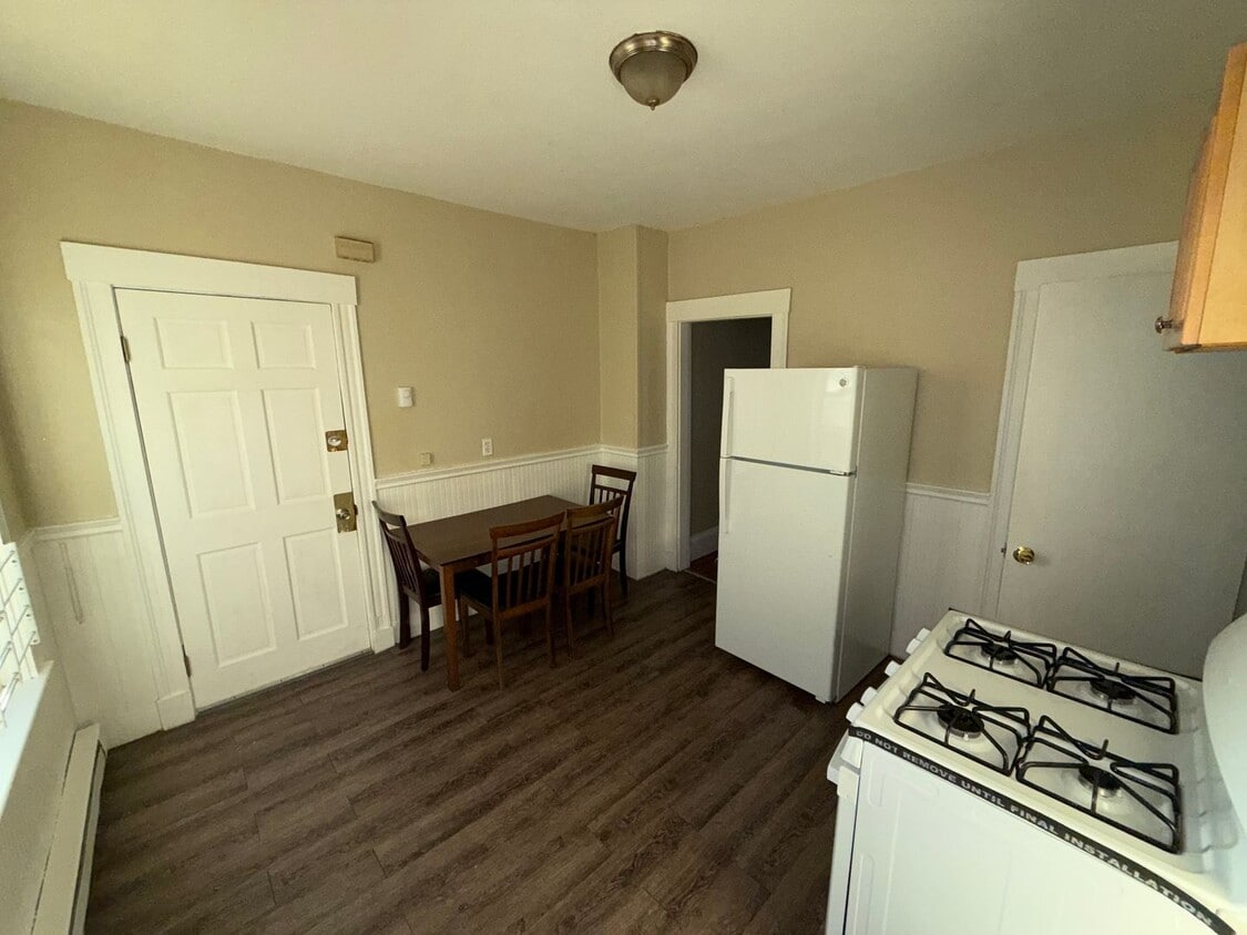 Foto principal - 139 Franklin St