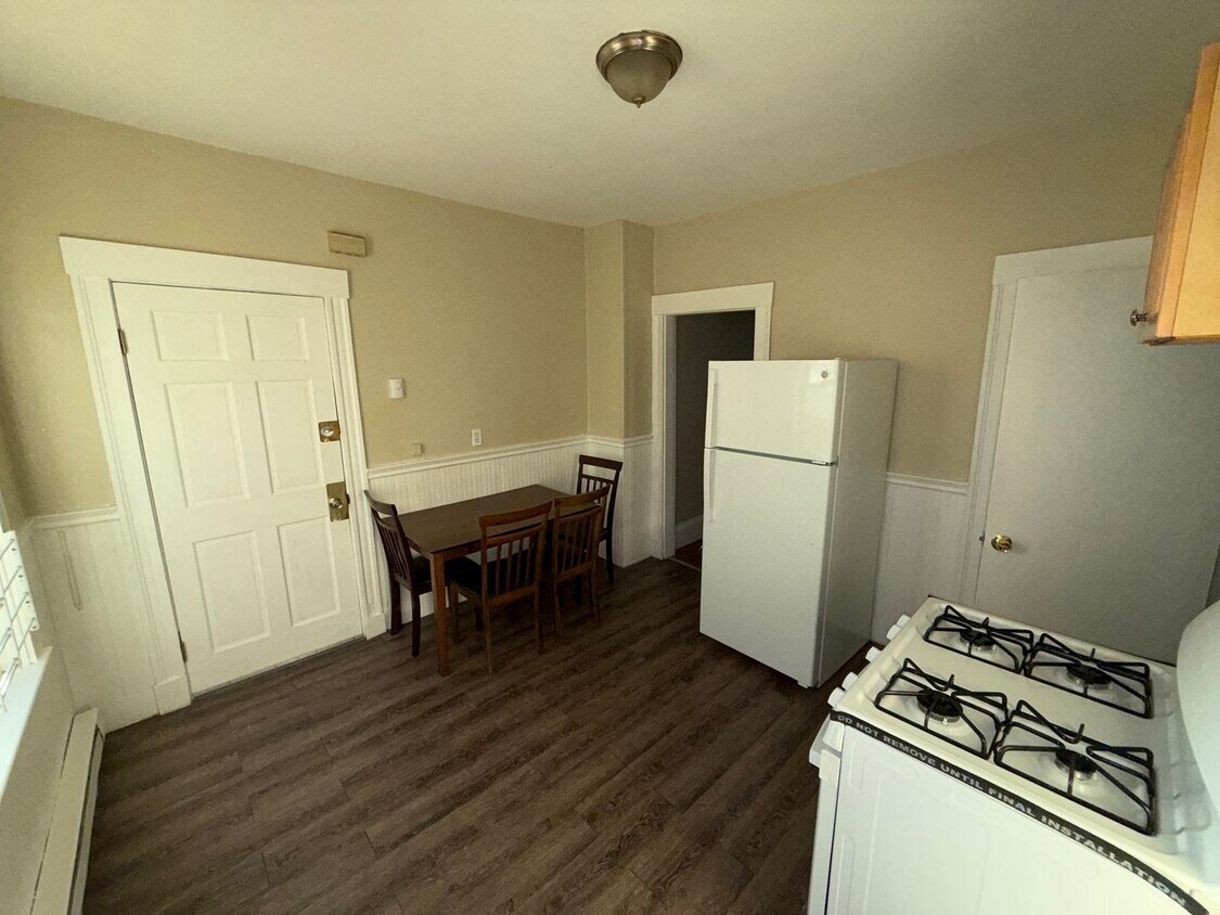 Primary Photo - 139 Franklin St