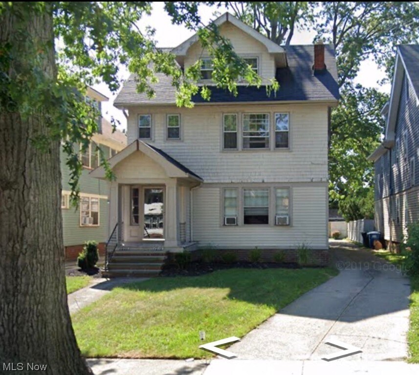 1220 Nicholson Ave, Lakewood, OH 44107 Room for Rent in Lakewood, OH