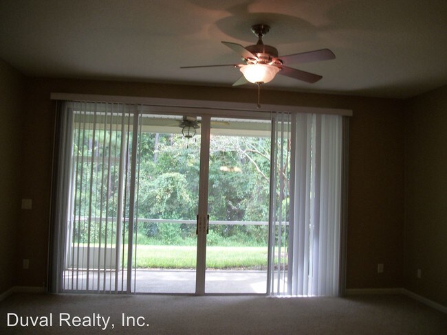 Building Photo - 7009 Roundleaf Dr