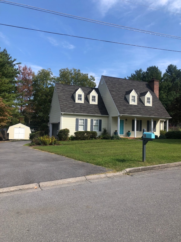 Building Photo - 10 Parwood Ct