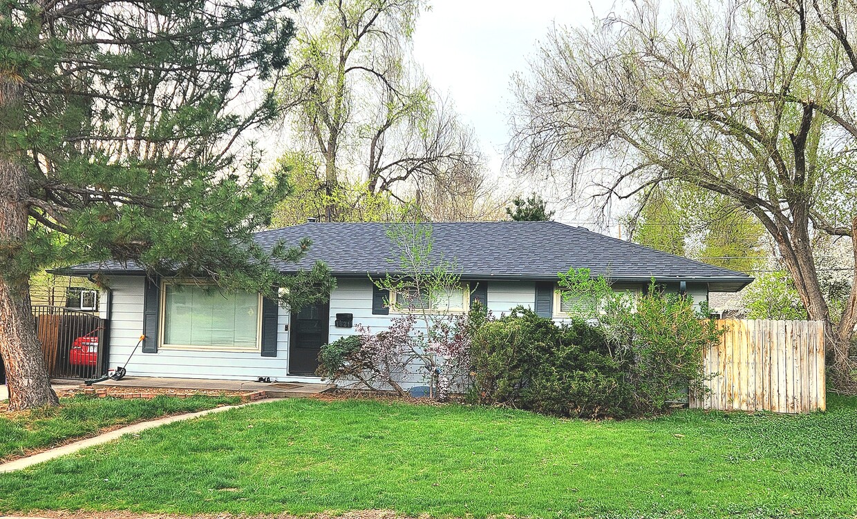 Foto principal - 1621 S Eudora St