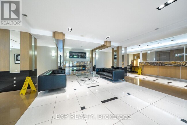 Building Photo - 1060 Sheppard Ave W