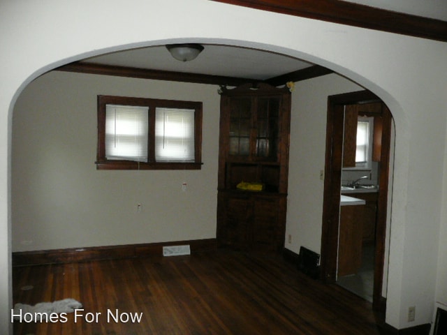 Building Photo - 2 br, 1 bath House - 3347 Sheridan Ave N.