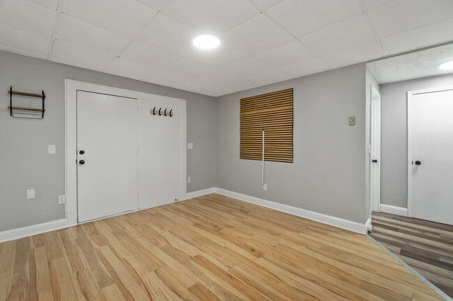 Building Photo - 127 Clearfield St