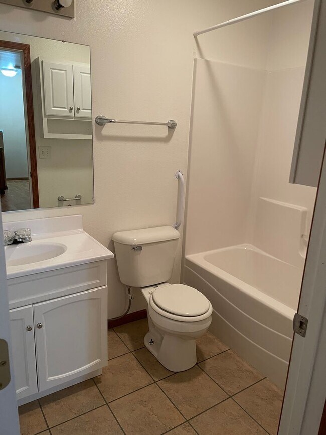 Foto del edificio - 1 Bed, 1 Bath Single-family home