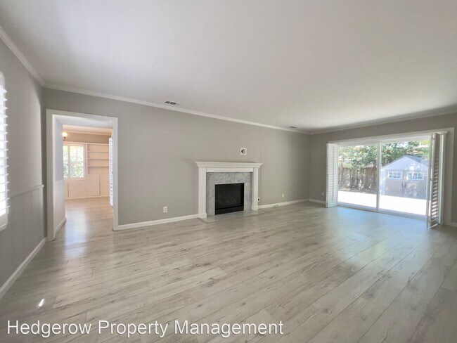 Building Photo - 2 br, 1 bath House - 1412 Cedar Avenue