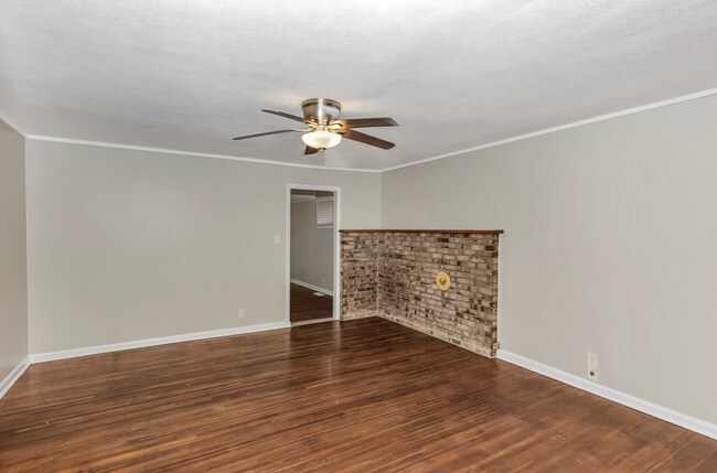 Foto del edificio - 3501 Ventura Rd SW