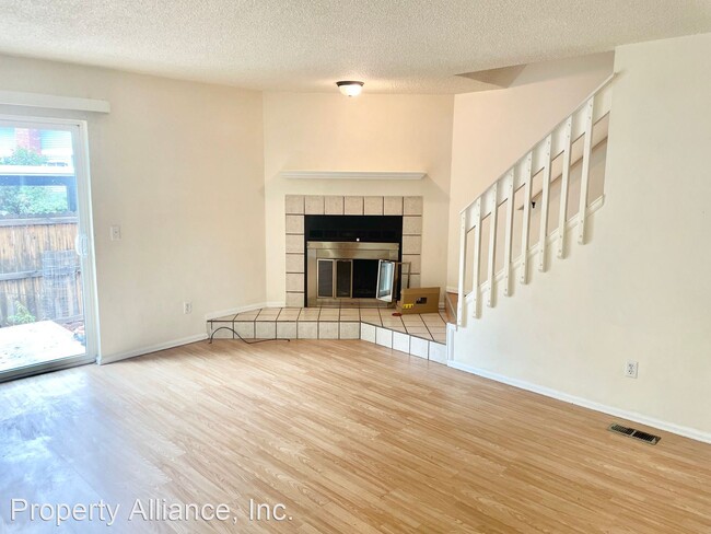 Building Photo - 2 br, 1.5 bath House - 273 S. Nome Street