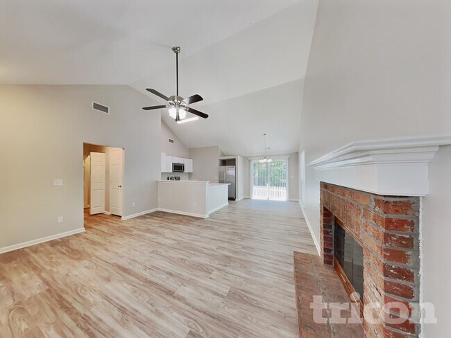 Foto del edificio - 3365 Prescott Pl NW