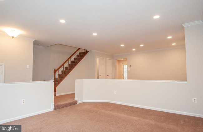 Building Photo - 8404 Millwood Dr