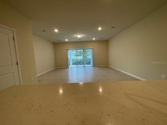 Foto del edificio - 2760 Bright Bird Ln