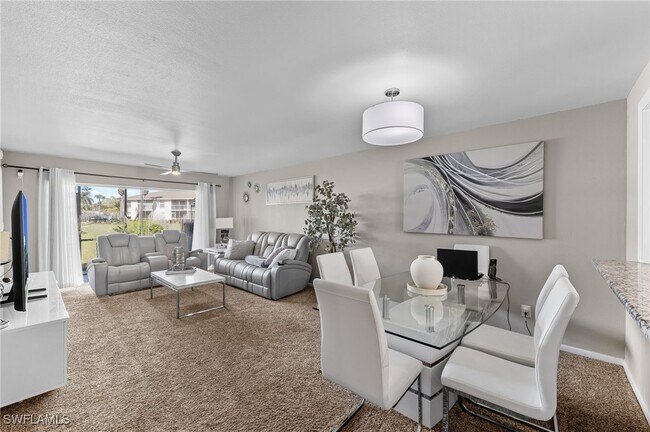 Foto del edificio - 1358 Derbyshire Ct