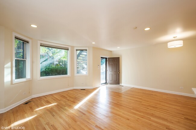 Foto del edificio - 1550 W Jackson Blvd