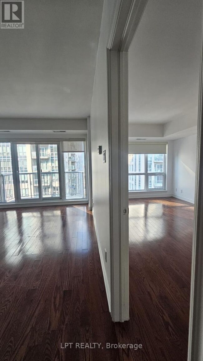 Building Photo - 234 Rideau St