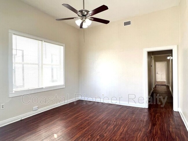 Foto del edificio - 2531 W Cherry St
