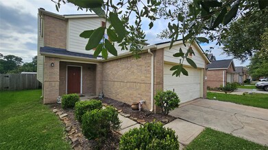 Building Photo - 22135 Greengate Dr