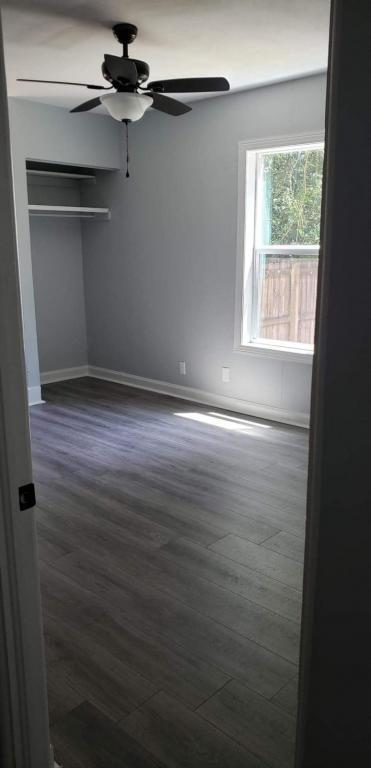 Foto del edificio - 50 Bishop Ln N