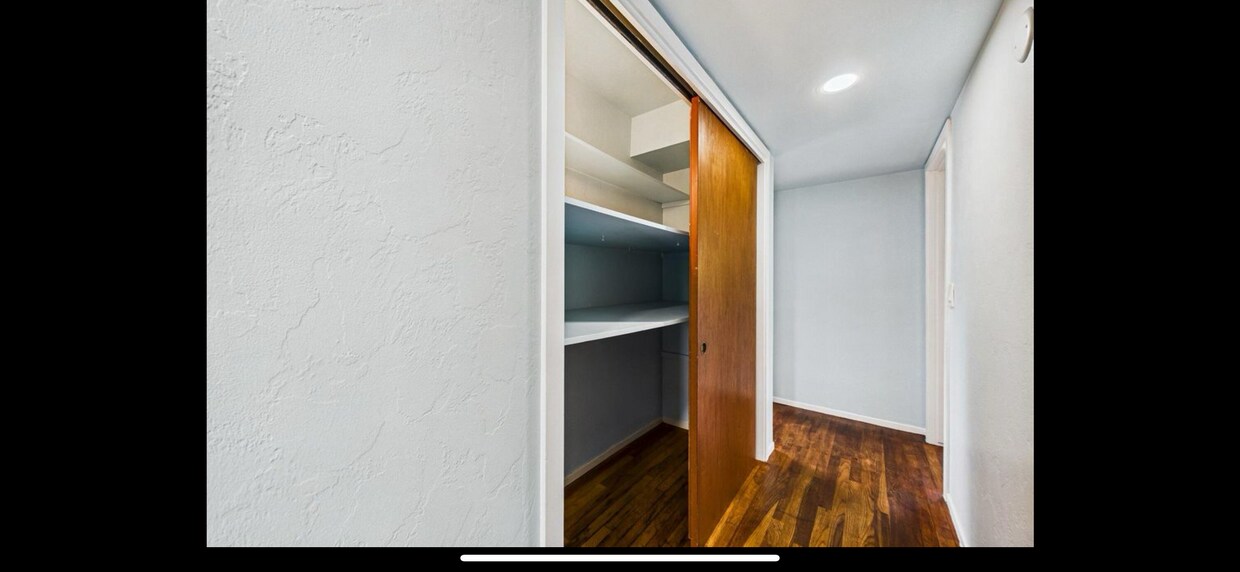 Foto del edificio - 3473 McLean St