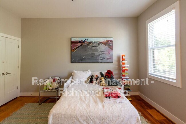 Foto del edificio - 2028 W Cary St