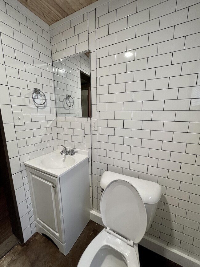 Foto del edificio - 1510 S Water St
