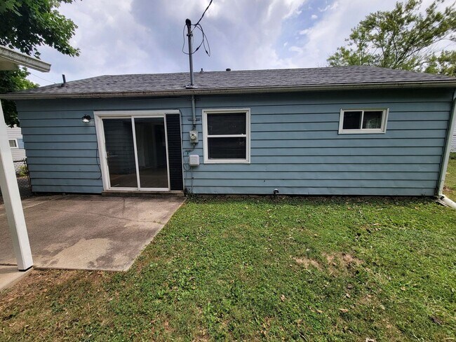 Foto del edificio - 3425 Annabelle Dr