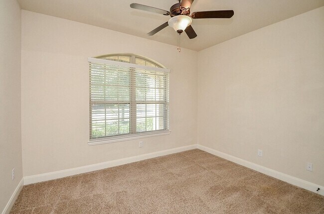 Foto del edificio - 4819 Addison Forest Trail