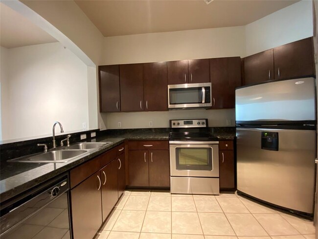 Foto del edificio - 3616 Richmond Ave.