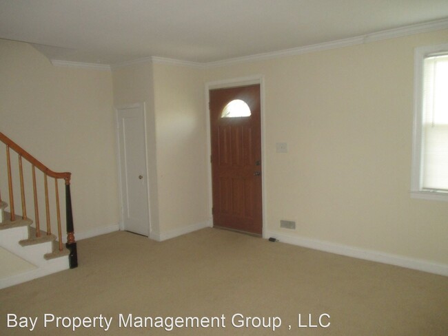 Building Photo - 3 br, 2.5 bath House - 1517 E Cold Spring Ln